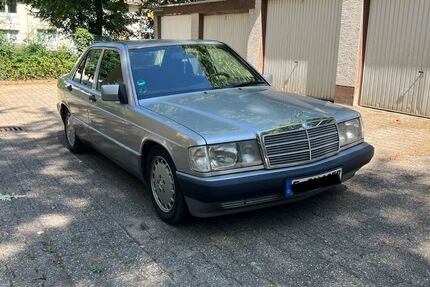 Mercedes-Benz 190 148.000 km 6.500 &euro; Essen 45147