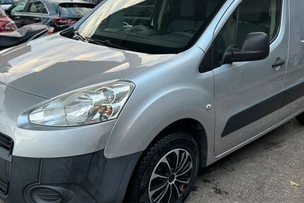 Peugeot Partner 207.000 km 3.750 &euro; Nürnberg 90453