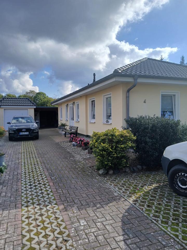 Gepflegter Bungalow auf Rügen-120qm Wohnfläche, großes Grundstück zimmer