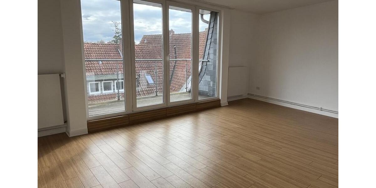 Etagenwohnung Bad Salzuflen - 5 Zimmer, 166 m&sup2;, 960&euro; | Angebot:24803540