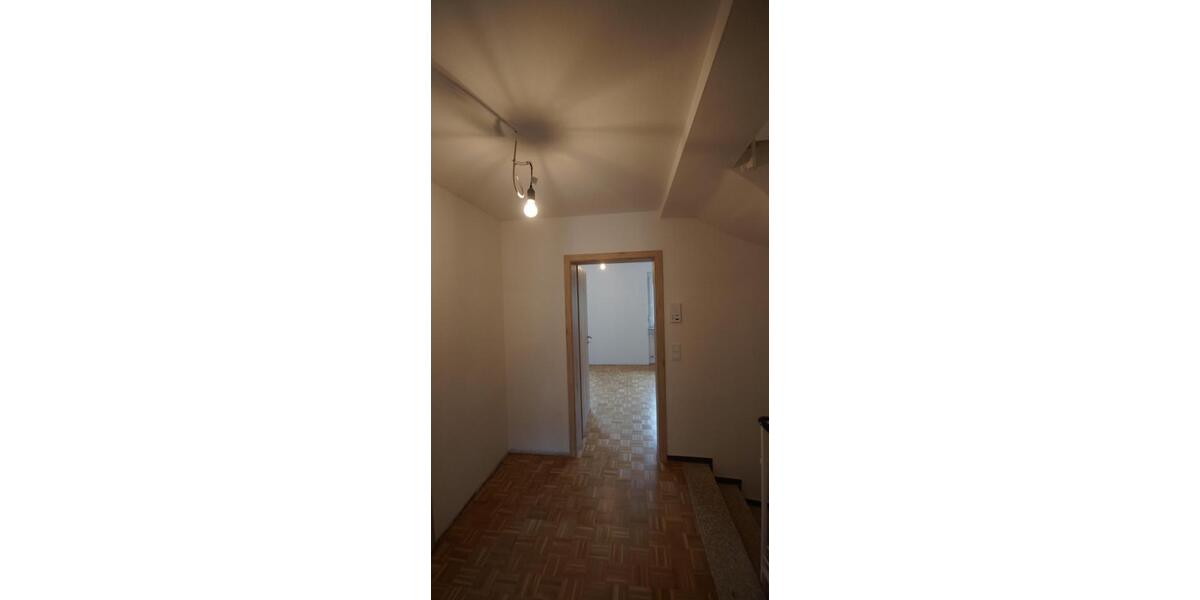 Reihenhaus Stuttgart Birkach - 5 Zimmer, 150 m&sup2;, 2.300&euro; | Angebot:25341214