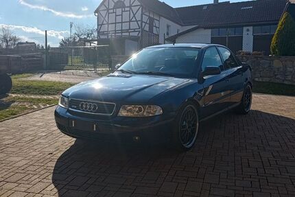 Audi A4 218.622 km 9.199 &euro; Gera 07546