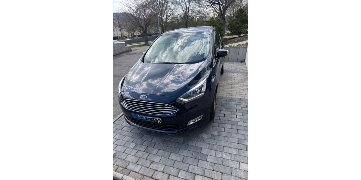 Ford C-Max 124.500 km 9.700 &euro; Albstadt 72458