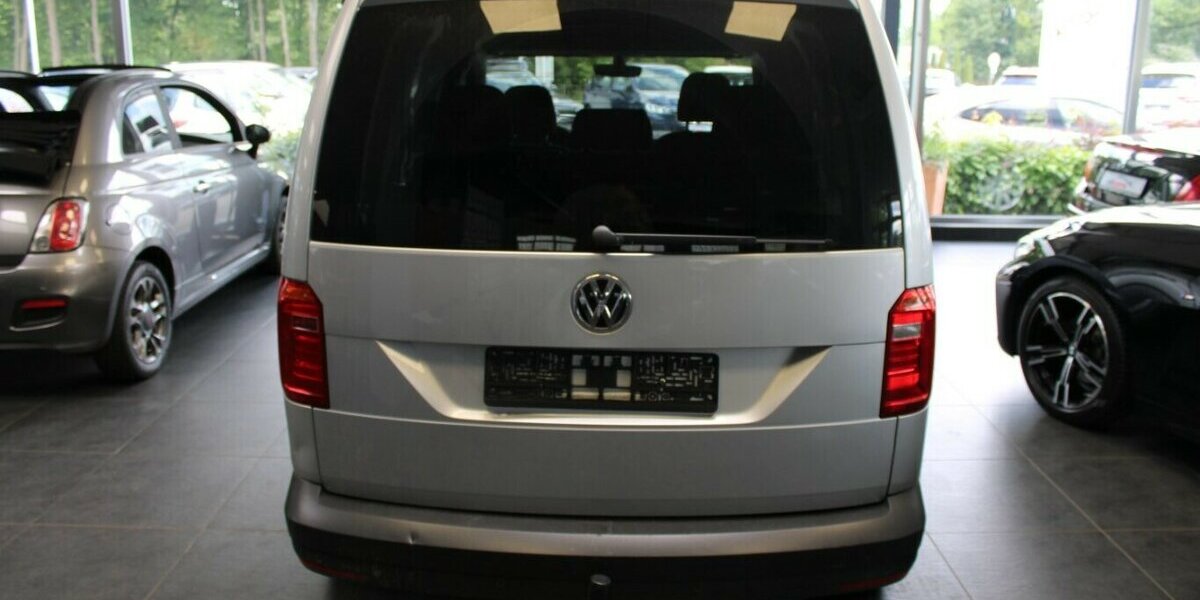 VW Caddy 2.0 TDI DSG Trendline - 5-Sitzer - 73.330 km 17.980 &euro; Euskirchen 53881