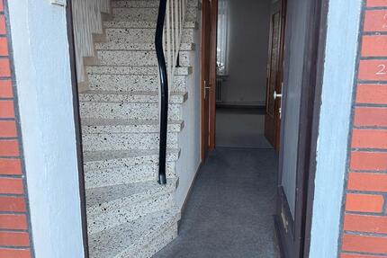 Haus Cloppenburg - 7 Zimmer, 140 m&sup2;, 1.300&euro; | Angebot:25049160