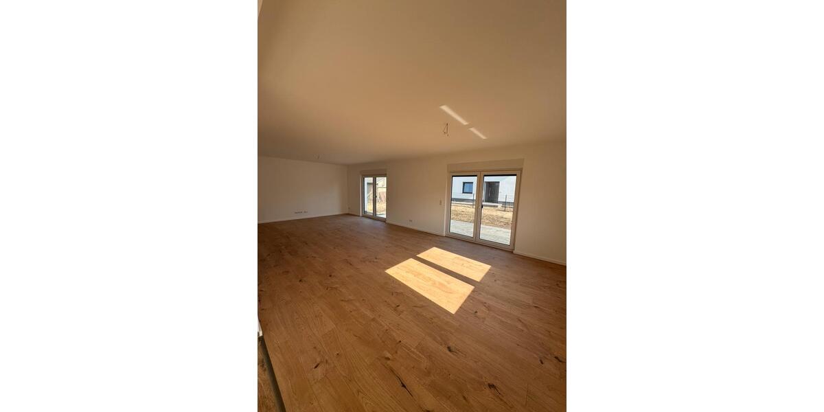 Einfamilienhaus Panketal - 5 Zimmer, 170 m&sup2;, 2.890&euro; | Angebot:26284945