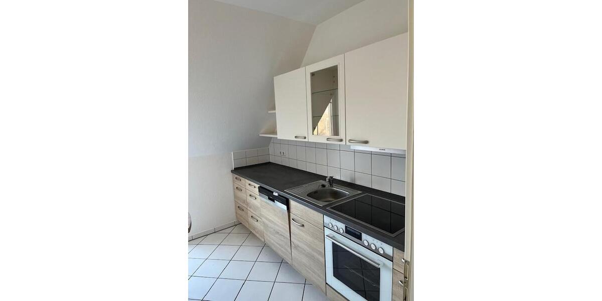 Dachgeschoßwohnung Leipzig Ost - 2 Zimmer, 76 m&sup2;, 685&euro; | Angebot:25432945