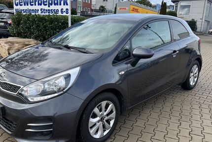 Kia Rio 53.595 km 5.990 &euro; Stolberg 52222