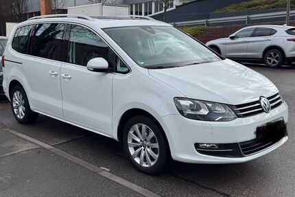 VW Sharan 61.500 km 29.899 &euro; Stuttgart 70184