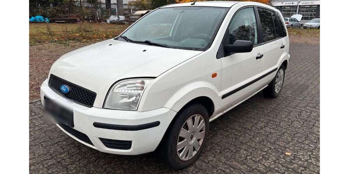 Ford Fusion 302.000 km 590 € Neumünster 24536