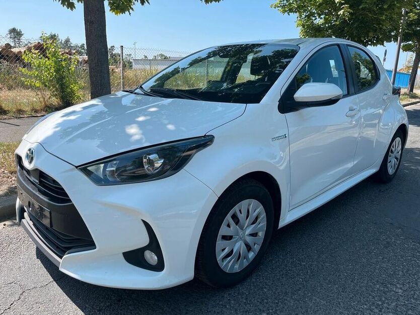 Yaris