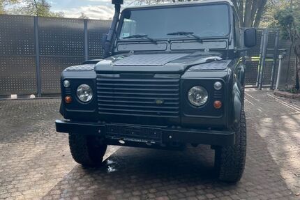 Land Rover Defender 222.597 km 26.000 &euro; Aschaffenburg 63743