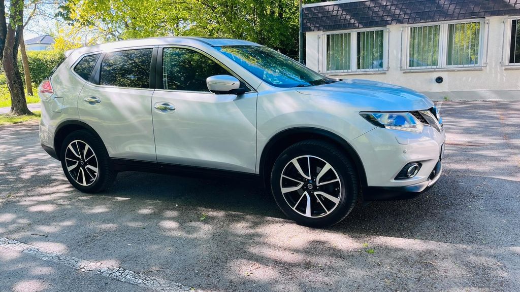 Nissan X-Trail 122.192 km 12.900 &euro; Lippstadt 59557