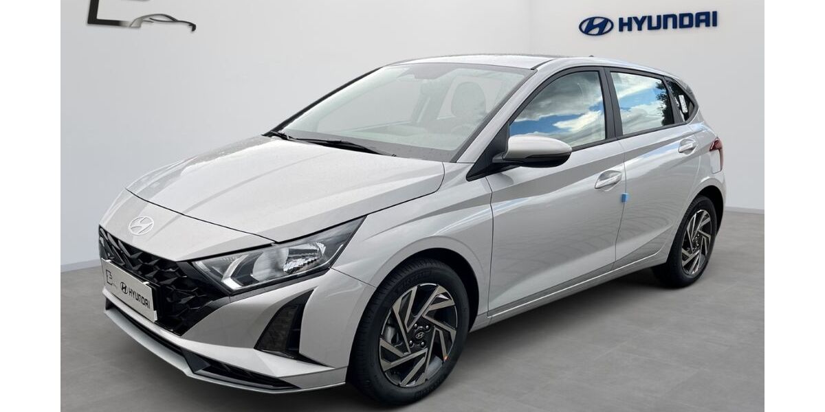 Hyundai i20 2.690 km 19.990 &euro; Schiffweiler 66578