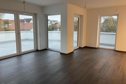 Lichtdurchflutetes klimatisiertes 3-Zi.-Penthouse - über den Dächern von Bad Rappenau!