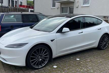 Tesla Model 3 16.500 km 35.998 &euro; Herzebrock-Clarholz 33442