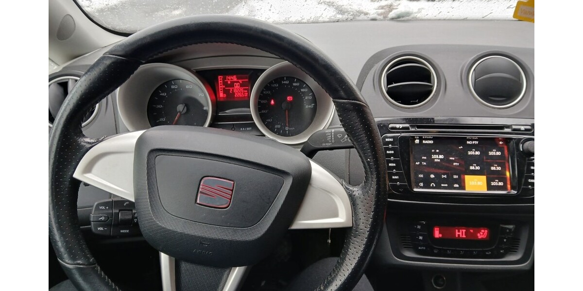 Seat Ibiza 218.300 km 2.950 &euro; Freudenberg 57258