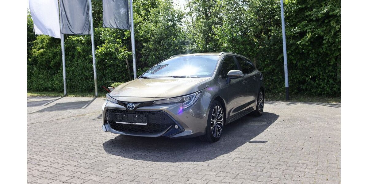 Toyota Corolla 45.235 km 24.490 &euro; Rathenow 14712