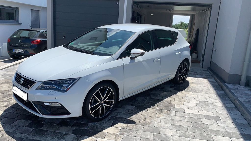 Seat Leon 65.000 km 14.900 &euro; Forchtenberg 74670