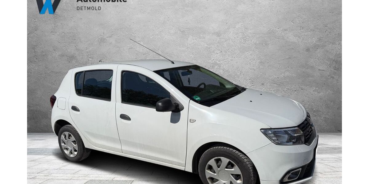Dacia Sandero 75.000 km 5.900 &euro; Detmold 32758