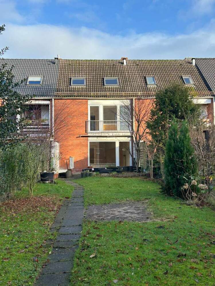 Haus zum Kaufen in Norderstedt 348.000 € 121 m²
