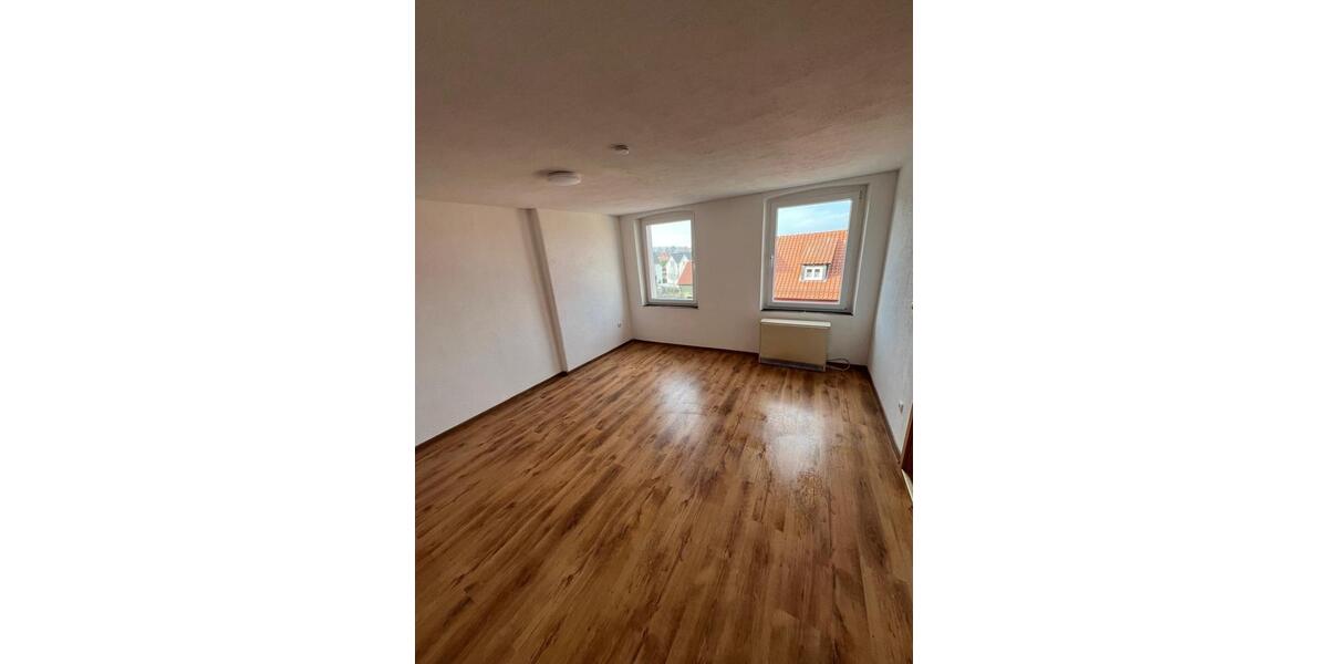 Etagenwohnung Königslutter am Elm - 4.5 Zimmer, 90 m&sup2;, 550&euro; | Angebot:25048496