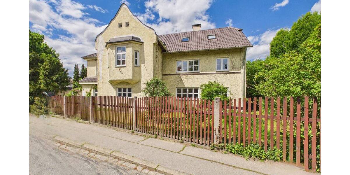 Einfamilienhaus Landshut Berg - 9 Zimmer, 230 m&sup2;, 995.000&euro; | Angebot:26798186