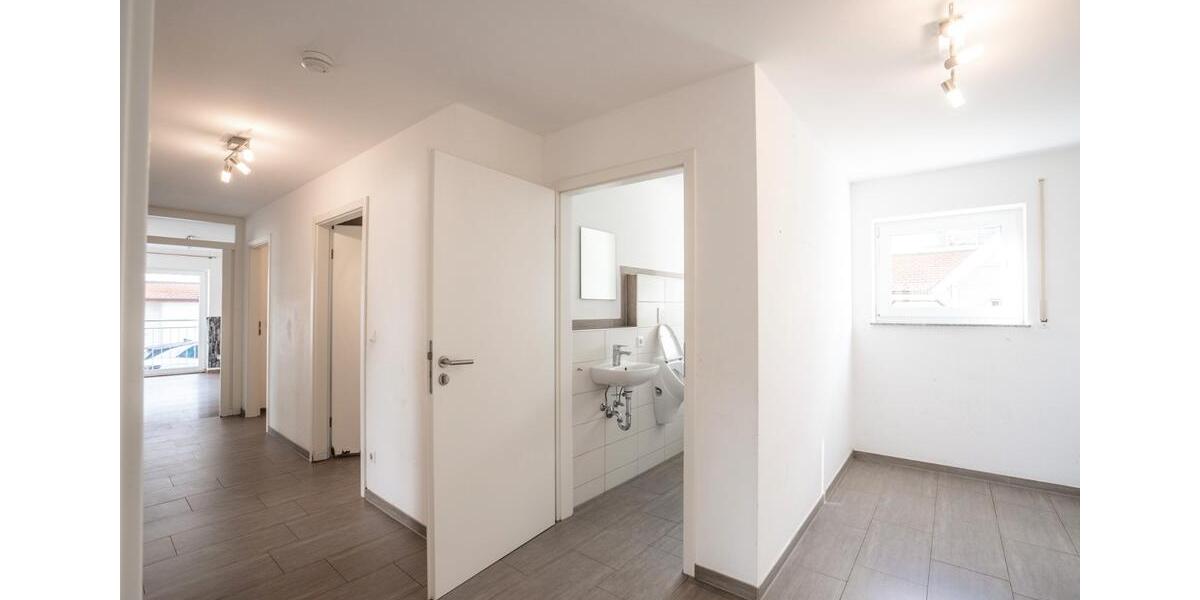 Erdgeschoßwohnung Bad Wurzach - 4 Zimmer, 104 m&sup2;, 449.000&euro; | Angebot:26757862