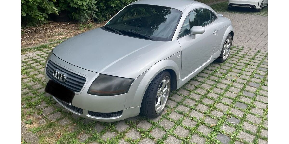 Audi TT 200.000 km 4.300 € Stuttgart 70374