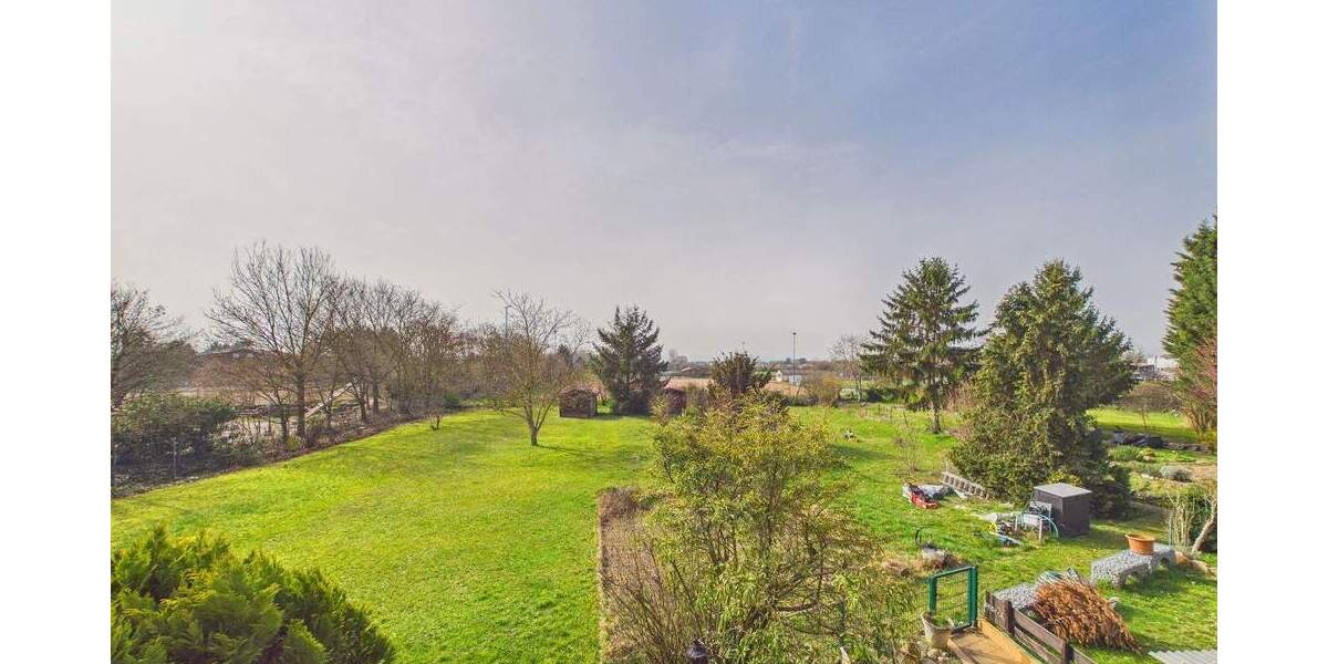 Reihenmittelhaus Ludwigshafen am Rhein Oppau - 6 Zimmer, 190 m&sup2;, 449.000&euro; | Angebot:25655409