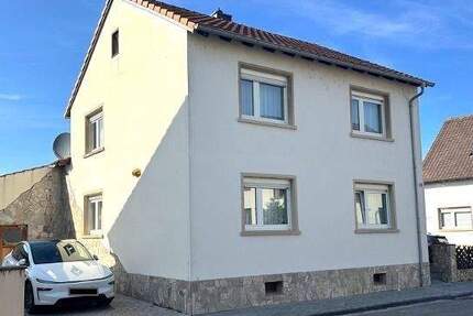 Haus Maxdorf - 4 Zimmer, 145 m&sup2;, 475.000&euro; | Angebot:25729477