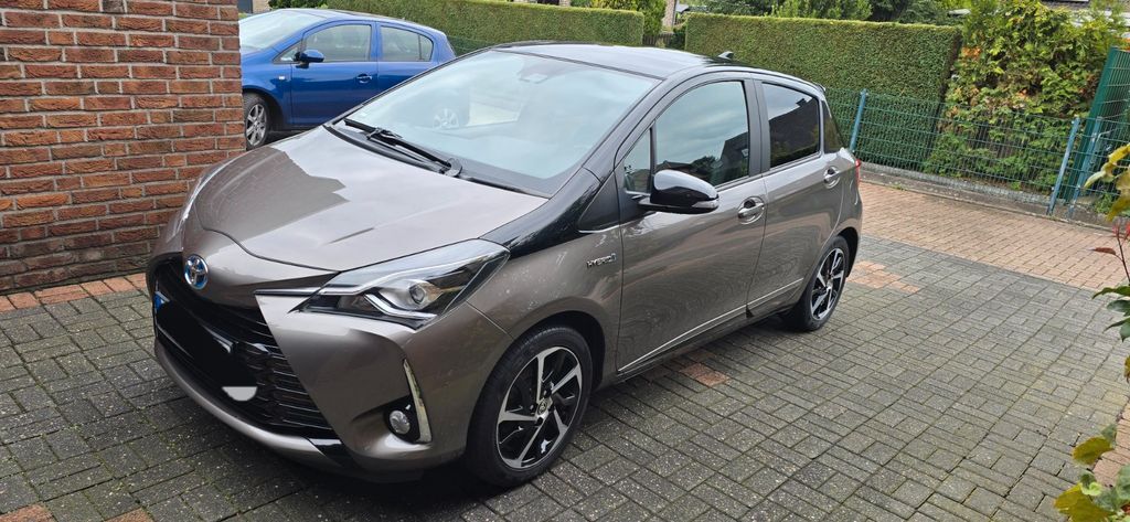 Toyota Yaris 34.000 km 16.500 € Krefeld 47809