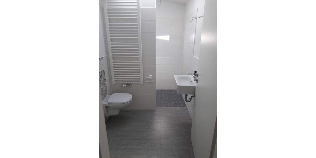 Etagenwohnung Tornesch - 3 Zimmer, 96 m&sup2;, 1.350&euro; | Angebot:24696720