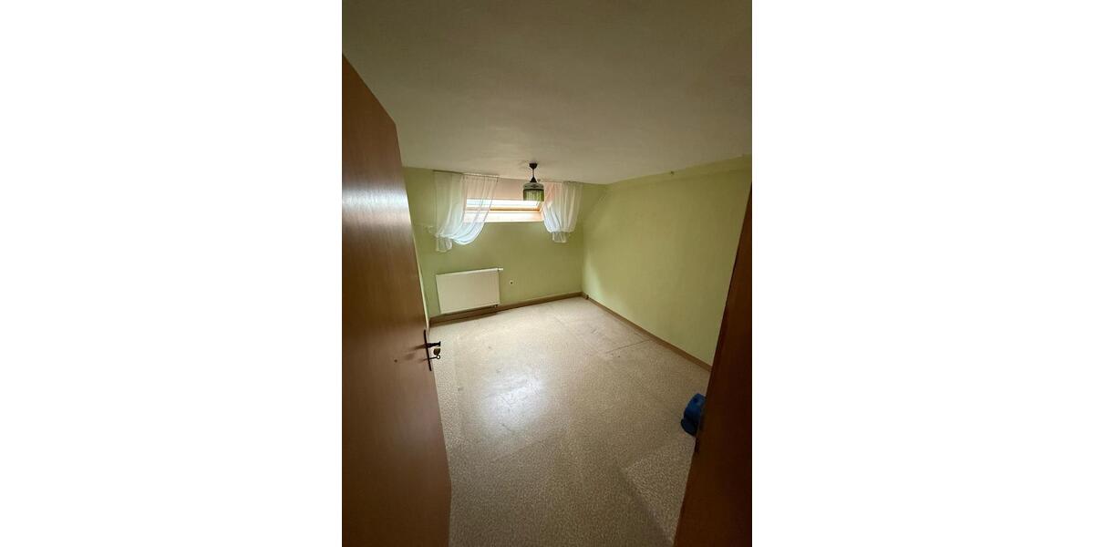 Einfamilienhaus Nonnweiler - 11 Zimmer, 190 m&sup2;, 195.000&euro; | Angebot:26921928