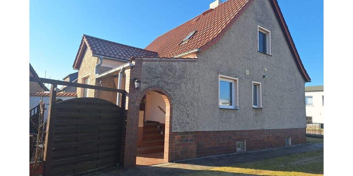 Einfamilienhaus Beeskow - 5 Zimmer, 118 m&sup2;, 310.000&euro; | Angebot:25385331