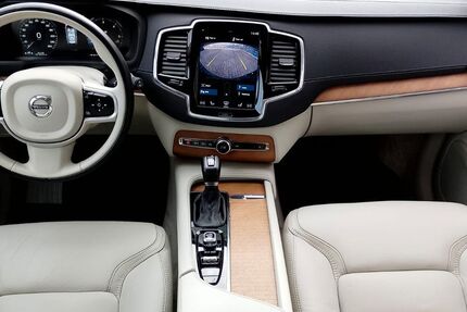 Volvo XC90 240.000 km 23.900 &euro; Berlin 12357