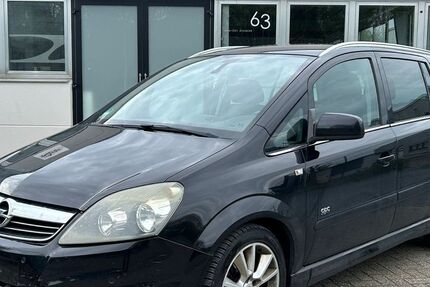 Opel Zafira 226.000 km 2.390 &euro; Borken 46325