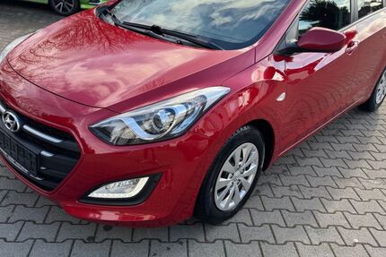 Hyundai i30 85.766 km 8.999 &euro; Achstetten 88480