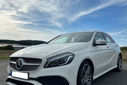 Mercedes-Benz 220 99.600 km 16.400 &euro; Ebern 96106