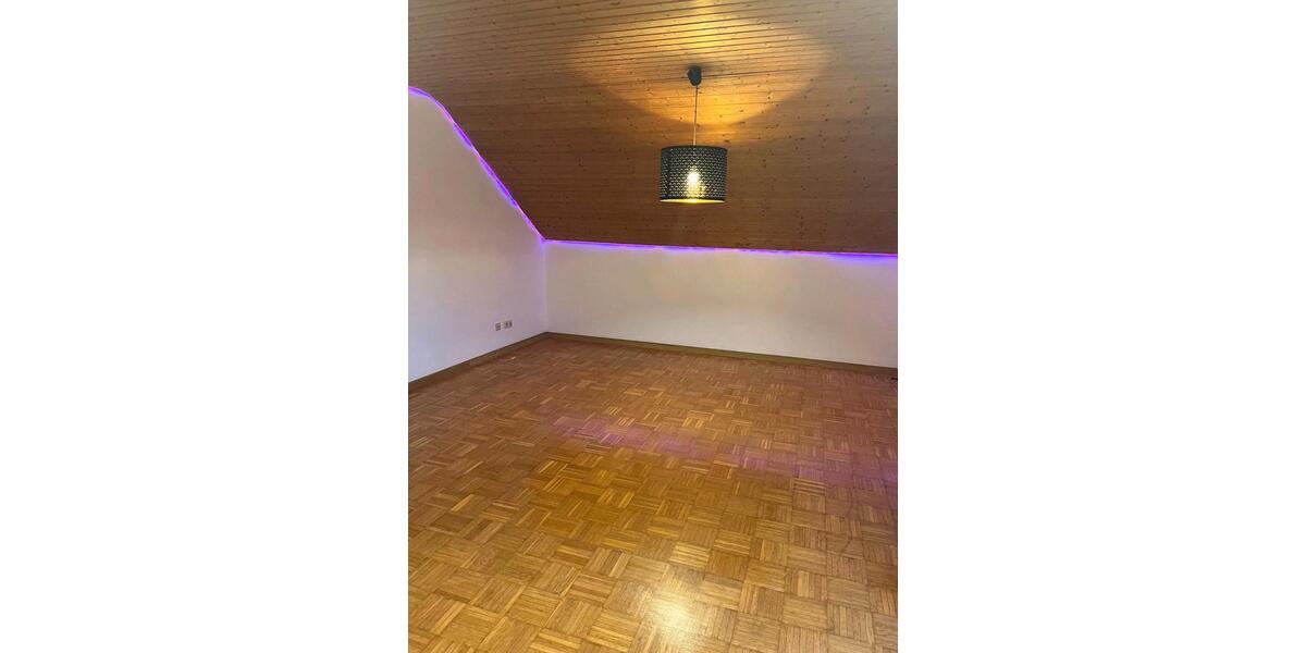 Ihr neues Zuhause unter dem Dach – 4.5 Zimmer zum Wohlfühlen 4.5 zimmer