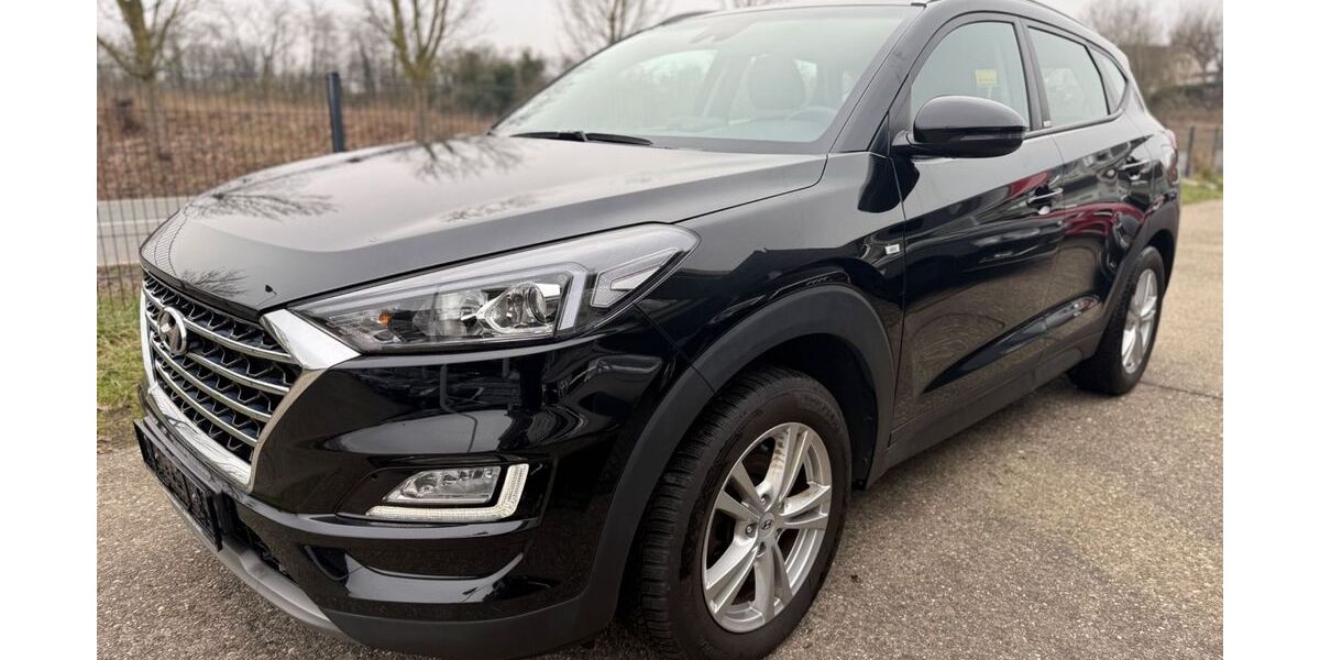 Hyundai TUCSON 89.000 km 16.490 &euro; Friedberg 61169