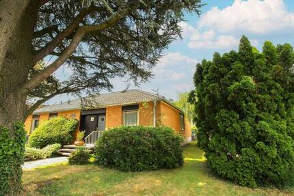 Zögern Sie nicht: Gepflegter Bungalow mit Garten in bevorzugter Lage in Aachen-Brand 5 zimmer