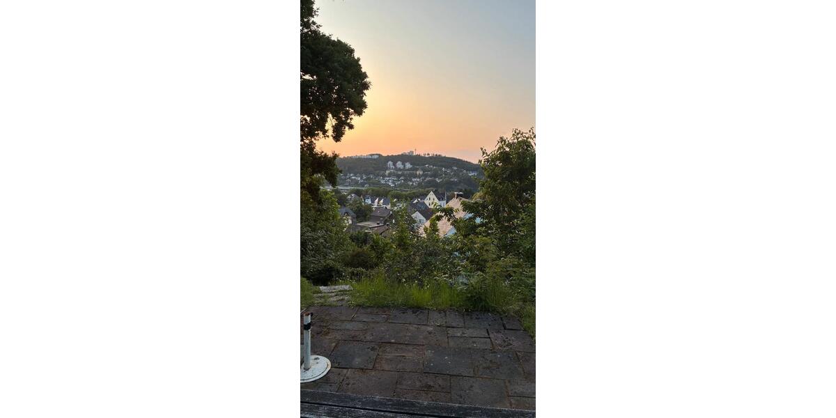 Einfamilienhaus Siegen Kaan-Marienborn - 7 Zimmer, 235 m&sup2;, 350.000&euro; | Angebot:26851474
