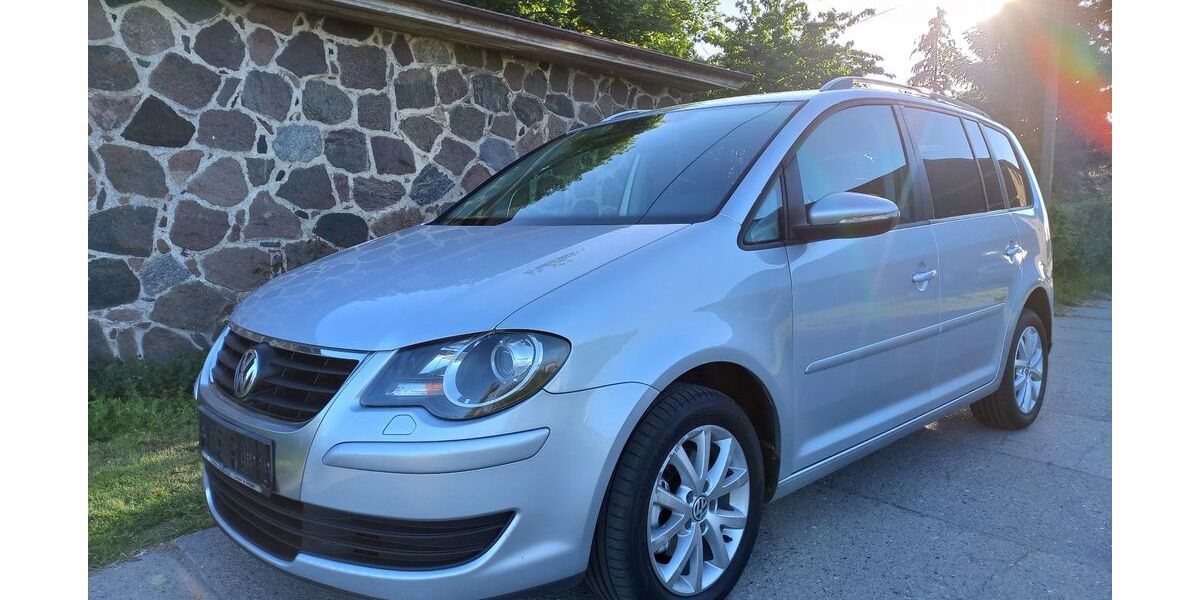 VW Touran 153.820 km 7.990 &euro; Demmin 17109