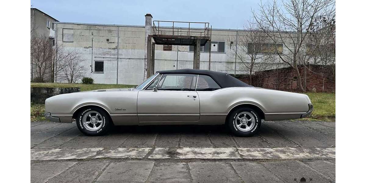 Oldsmobile Delta 88 99.144 km 28.500 &euro; Krakow am See 18292
