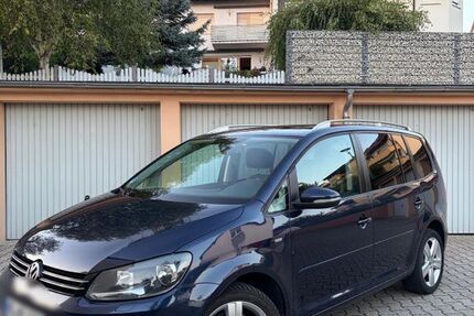 VW Touran 228.350 km 8.699 &euro; Sinsheim 74889