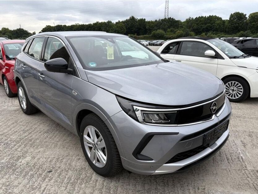 Opel Grandland (X) 4.950 km 20.890 € Friedewald 36289
