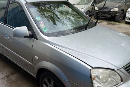 Kia Carens 138.000 km 900 &euro; Potsdam 14478