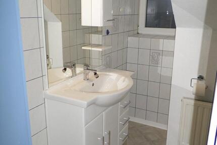 kleine 1,5 Zimmerwohnung im Dachgeschoss an Nichtraucher in 1 zimmer