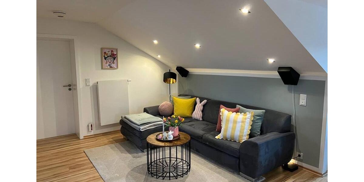 Dachgeschoßwohnung Tuntenhausen - 2 Zimmer, 71 m&sup2;, 1.050&euro; | Angebot:26394283